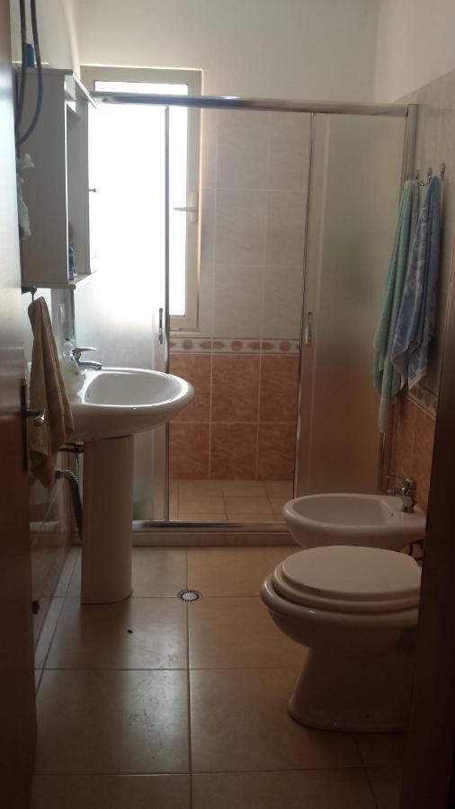 Apartment Lika Shkodër エクステリア 写真